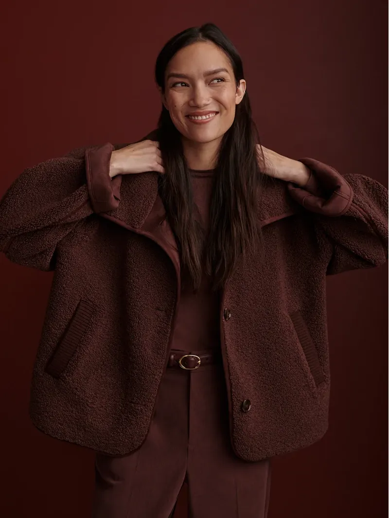 Varley Kellan Short Boxy Jacket - Mahogany-2