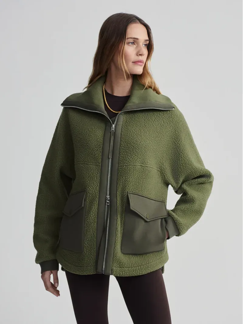 Varley Eleanor Patch Pocket Fleece - Winter Moss