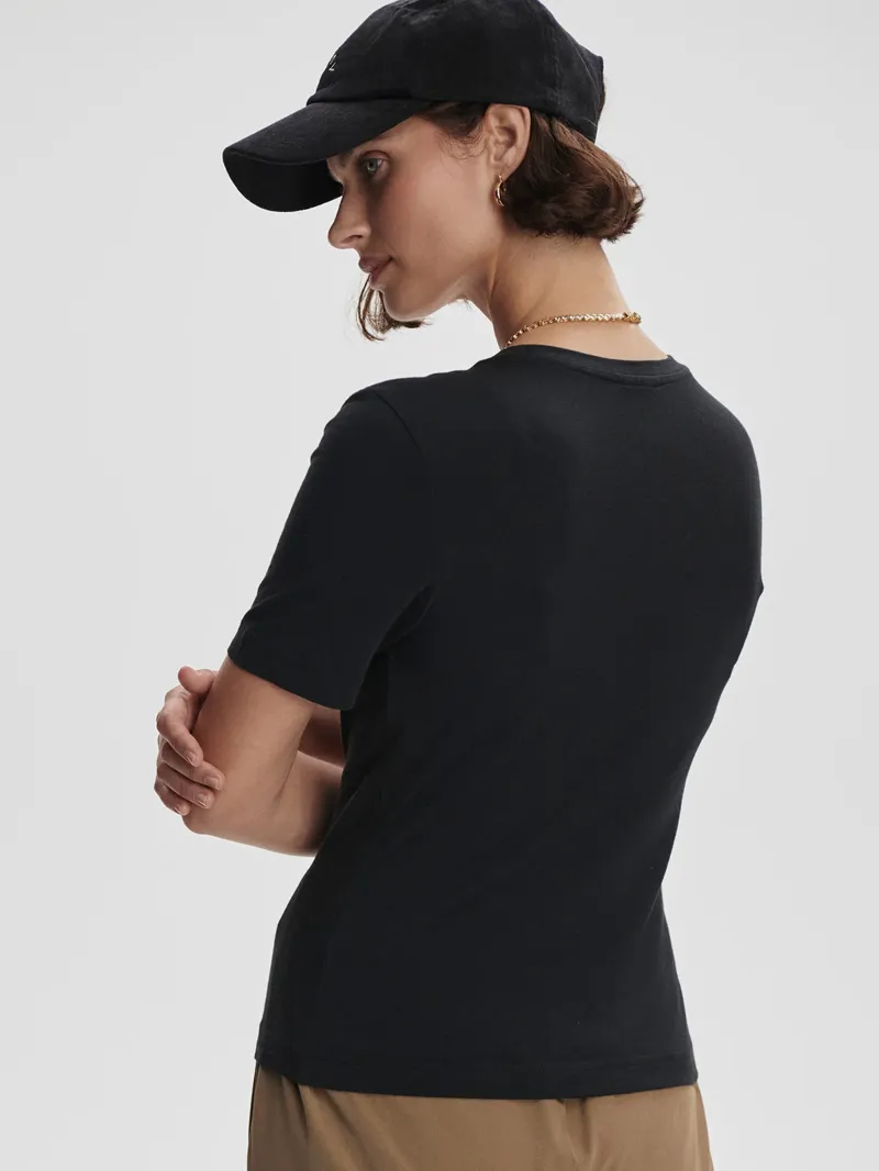 Varley Regina Fitted Tee - Black-4
