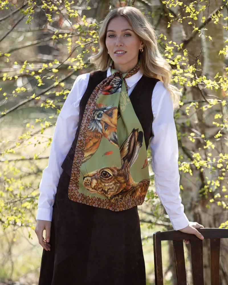 Clare Haggas A Head Of The Game Fern Green Classic Scarf-5