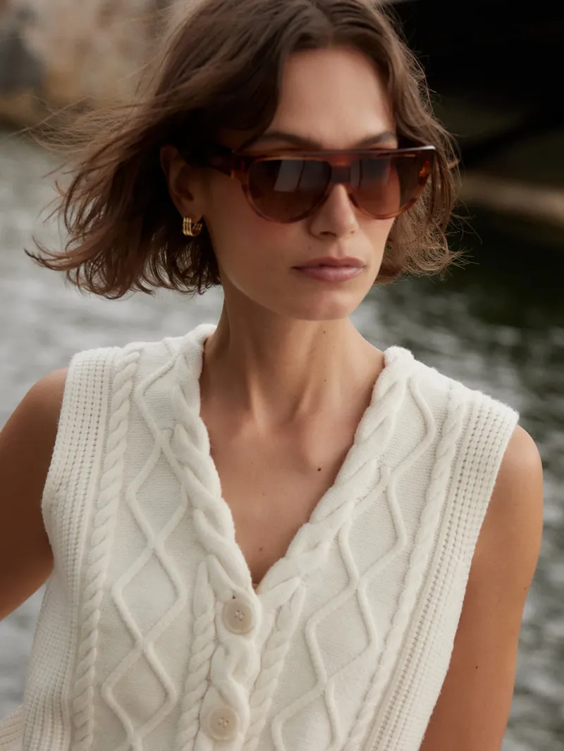 Varley Tatyana Cable Knit Vest - Egret-2