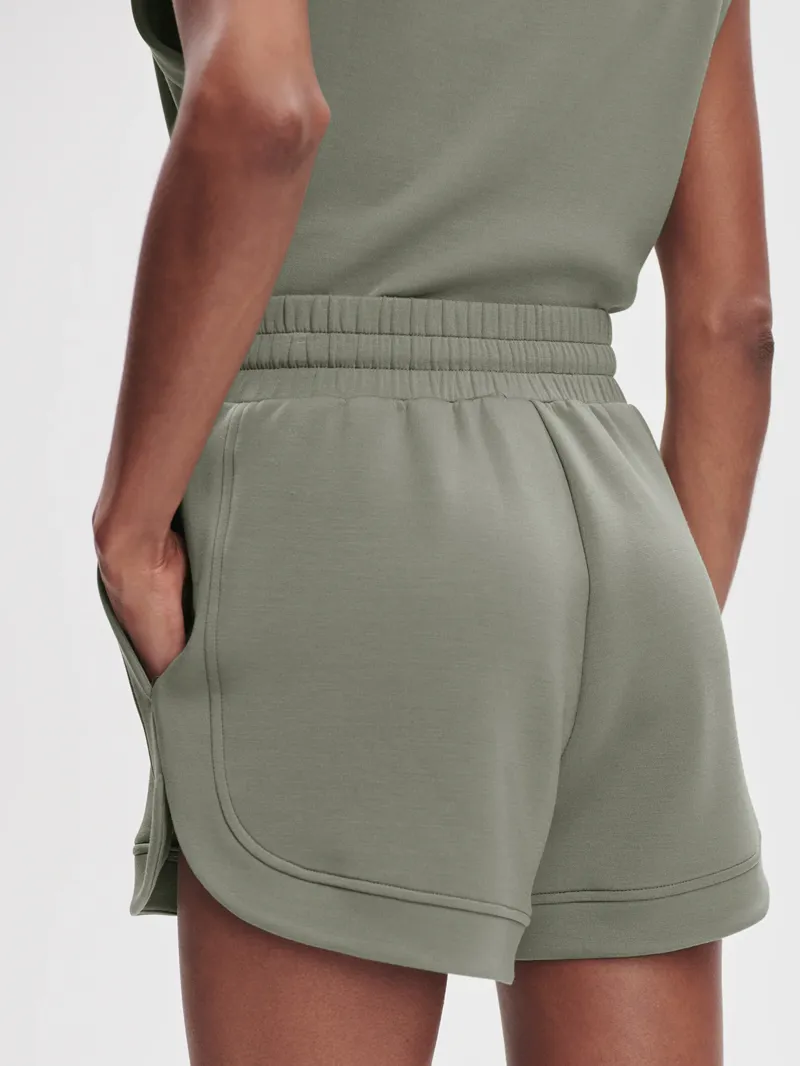 Varley Ollie High Rise Short 3.5 - Shadow-5