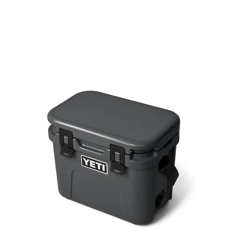 YETI Roadie Charcoal 15 Cool Box-1