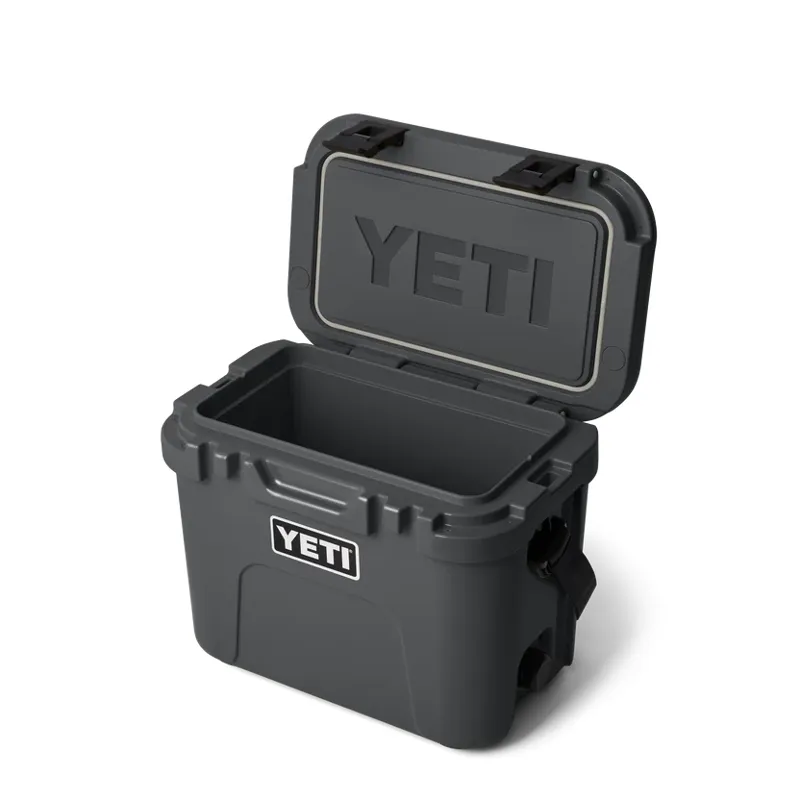 YETI Roadie Charcoal 15 Cool Box-2
